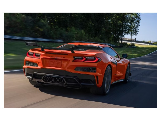 Vista trasera de un General Motors Corvette 2026