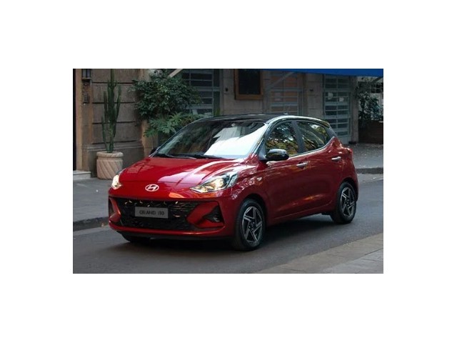 Frente de un Hyundai GRAND I10 2026