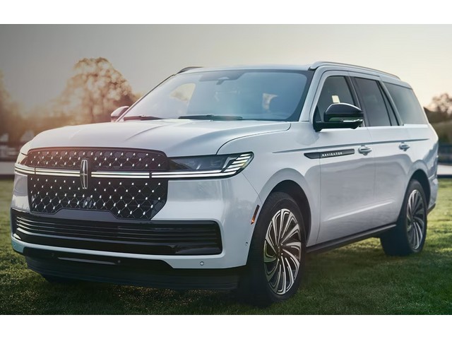Frente de un Lincoln Navigator 2026
