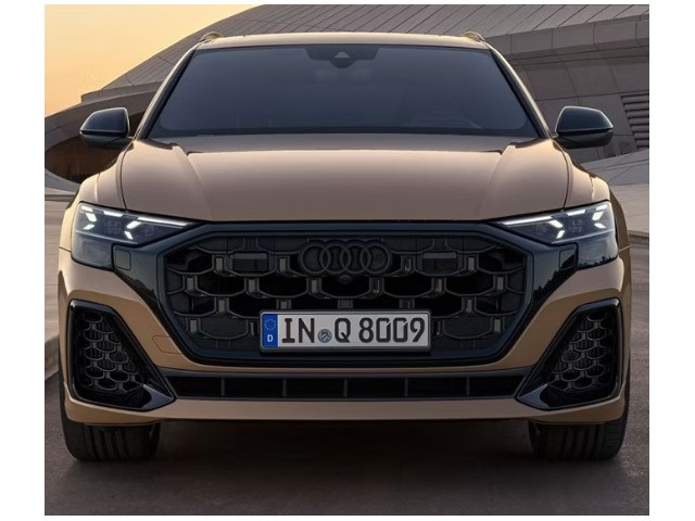 Frente de un Audi Q8 2026