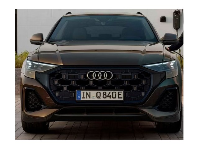Frente de un Audi Q8 2026